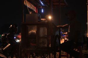 Ronde seller in Alun-alun Kidul Solo. Ronde is on of traditional drink from Java. Ronde is believed to be useful for our healthy and make our body to stay warm. 